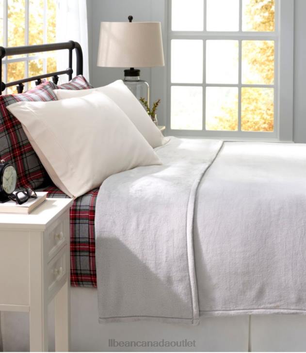 Bedding Cream H8XZ6836 Wicked Cozy Light Blanket Unisex L.L.Bean